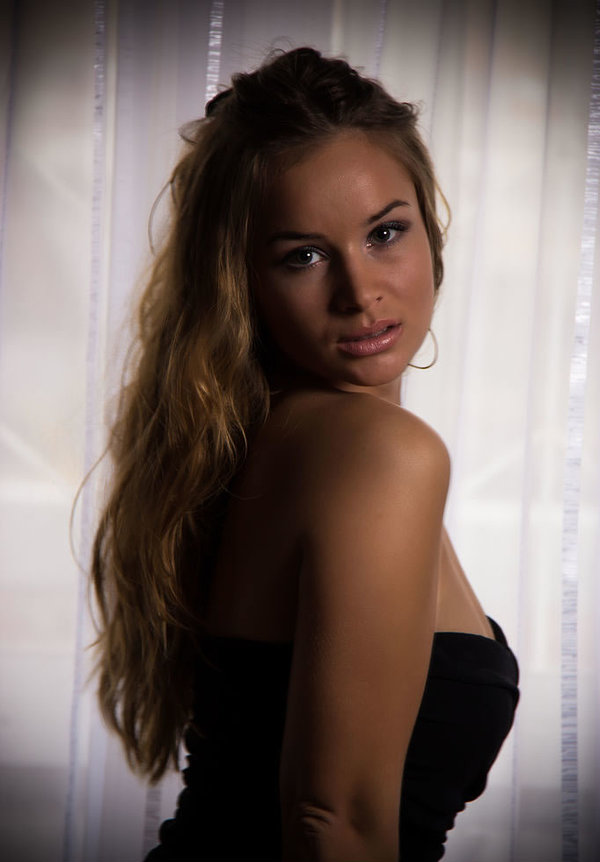 Екатерина, 22 года, 4 размер груди